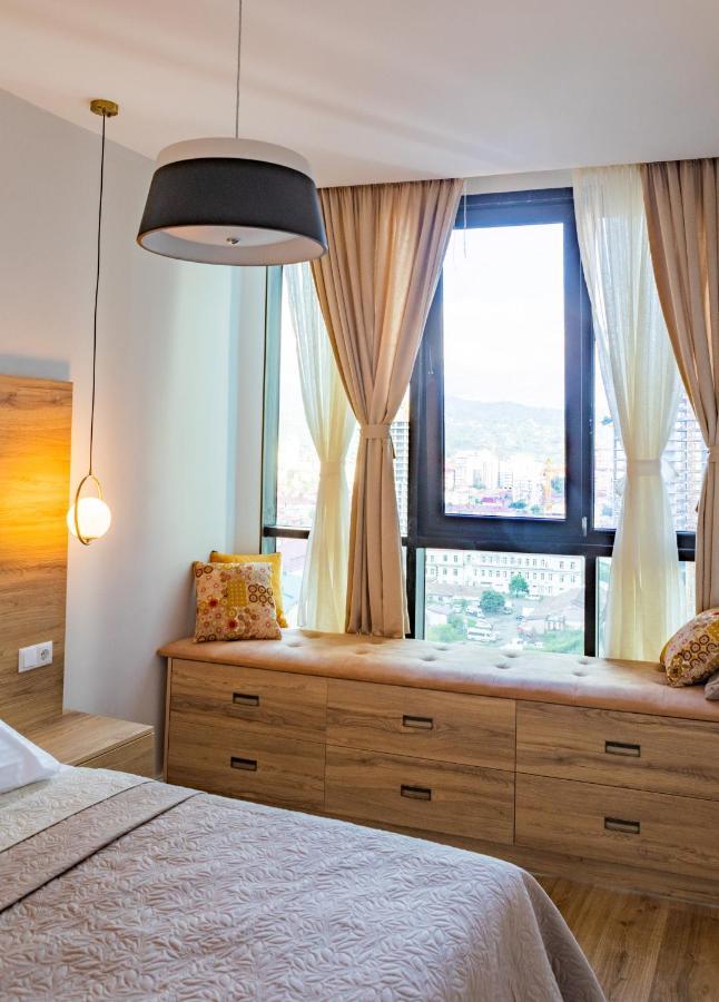 Entire Flat With City Skyline View - Two Bedrooms Batumi Exterior photo